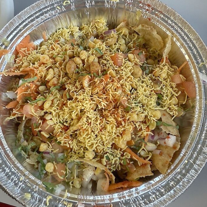 Masala puri chaat